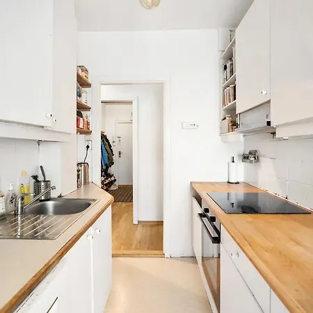 - Deluxe Queen Bedroom In Majorstuen Bogstadveien Shopping Oslo